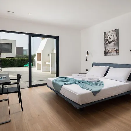 5 Sterne Mit Meerblick, Finnischer Sauna, Privatpool, Whirlpool *