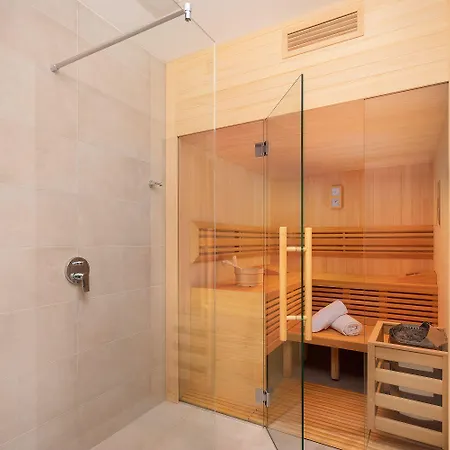 Vikendica 5 Sterne Mit Meerblick, Finnischer Sauna, Privatpool, Whirlpool