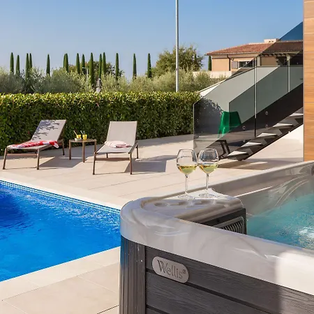 5 Sterne Mit Meerblick, Finnischer Sauna, Privatpool, Whirlpool Vikendica Vodnjan