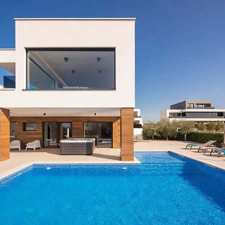 5 Sterne Mit Meerblick, Finnischer Sauna, Privatpool, Whirlpool *